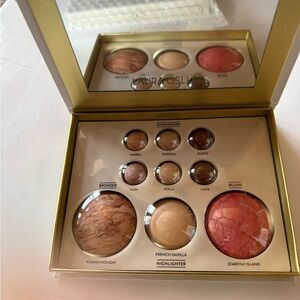 Laura Geller Face Palette in Tuscan dreams